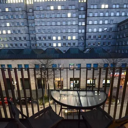 Apartment High-quality In The Heart Of 4 Stuttgart