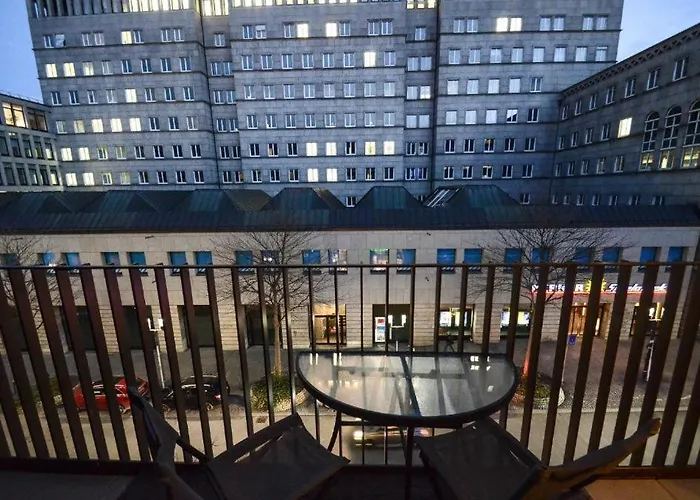 Apartment High-quality In The Heart Of 4 Stuttgart