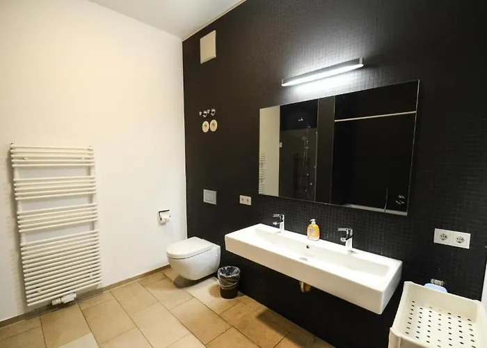 Apartment High-quality In The Heart Of 4 Stuttgart